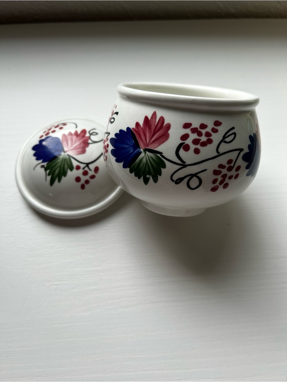 Portmeirion - Hand-Painted Floral Ceramic Sugar Jar - Picture 5 of 6